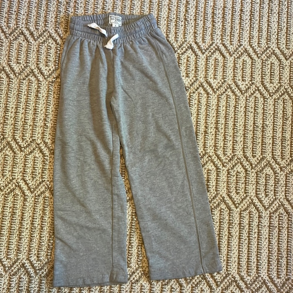 Boys sweatpants size 4/5